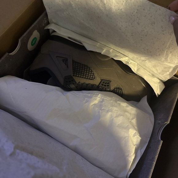 Jordan 4 Retro Cave Stone - Picture 4 of 6